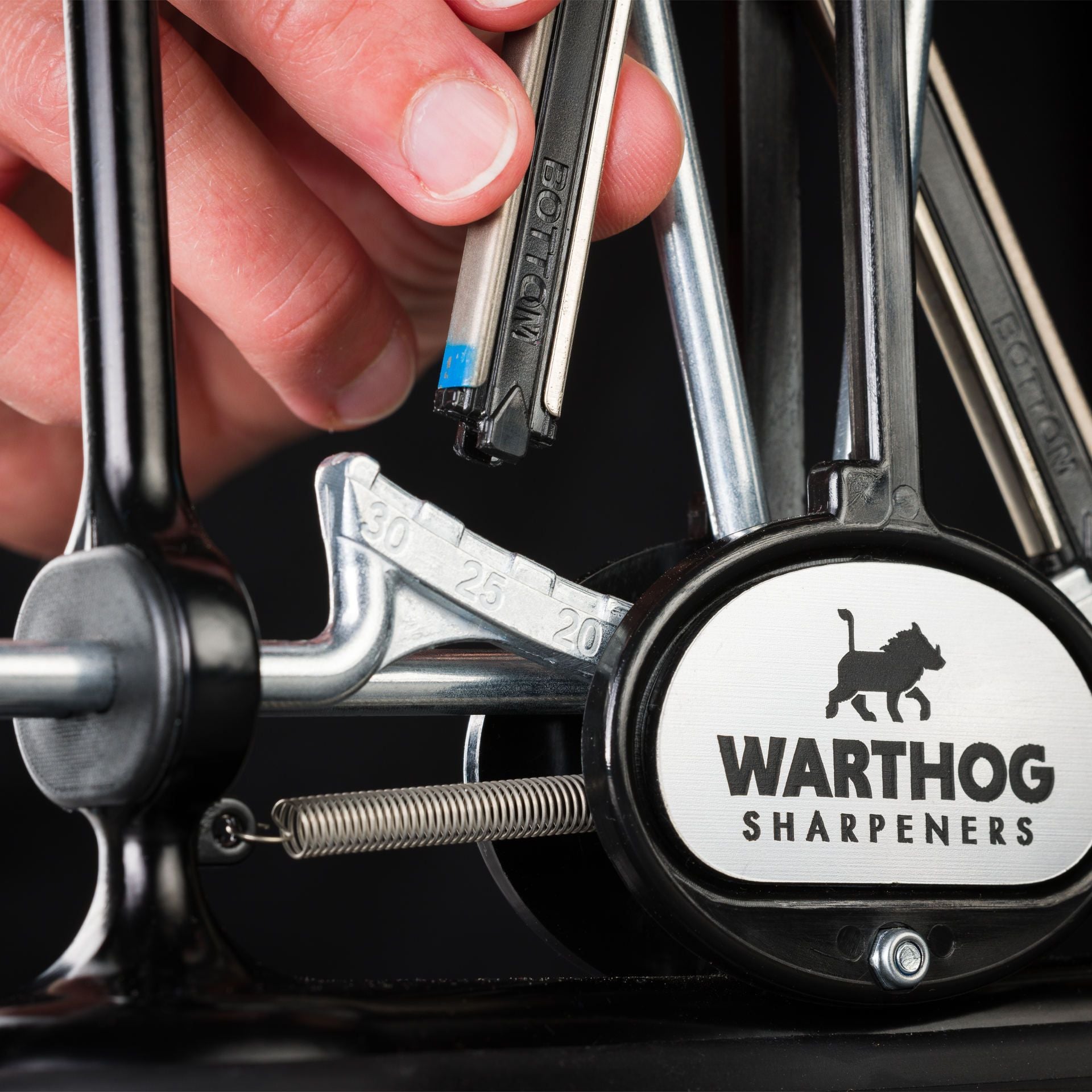 Warthog | V-Sharp A4 Knife Sharpener Black