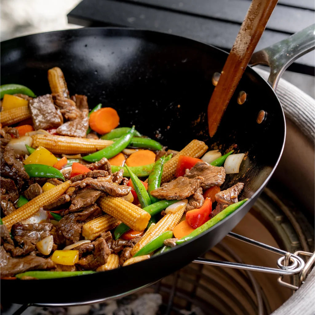 Main Advantages and Disadvantages Of Cooking With Carbon Steel