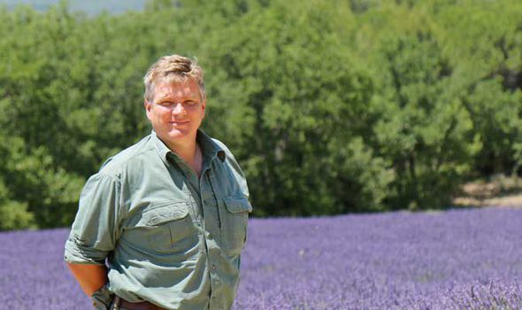 Heroes of Bushcraft "Ray Mears"